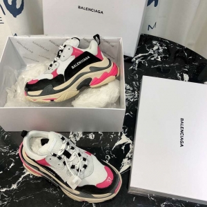 Men/Women Balenciaga Triple S Sneaker Black/Pink