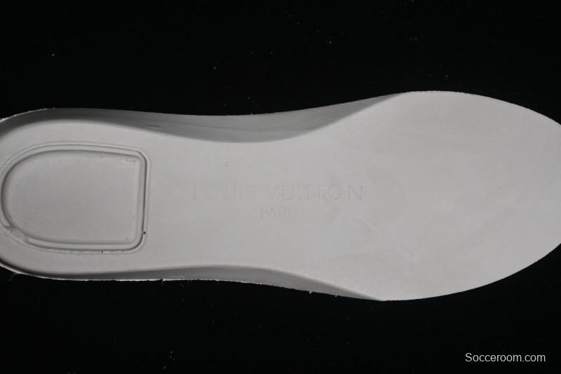 Louis Vuitton Archlight Sneakers with Wave-shaped Sole and Oversized Tongue - MBJ0