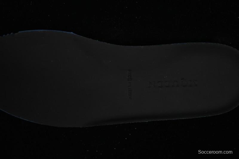 Alexander McQueen Flexion Retro Sneakers in Black with Diamond Grain Calfskin - 8.F6