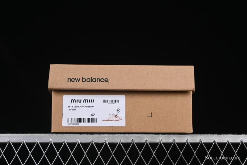 Miu Miu x New Balance 530 Deconstructed Low-Top Retro Sneakers with Dual Lace Design - AJD4