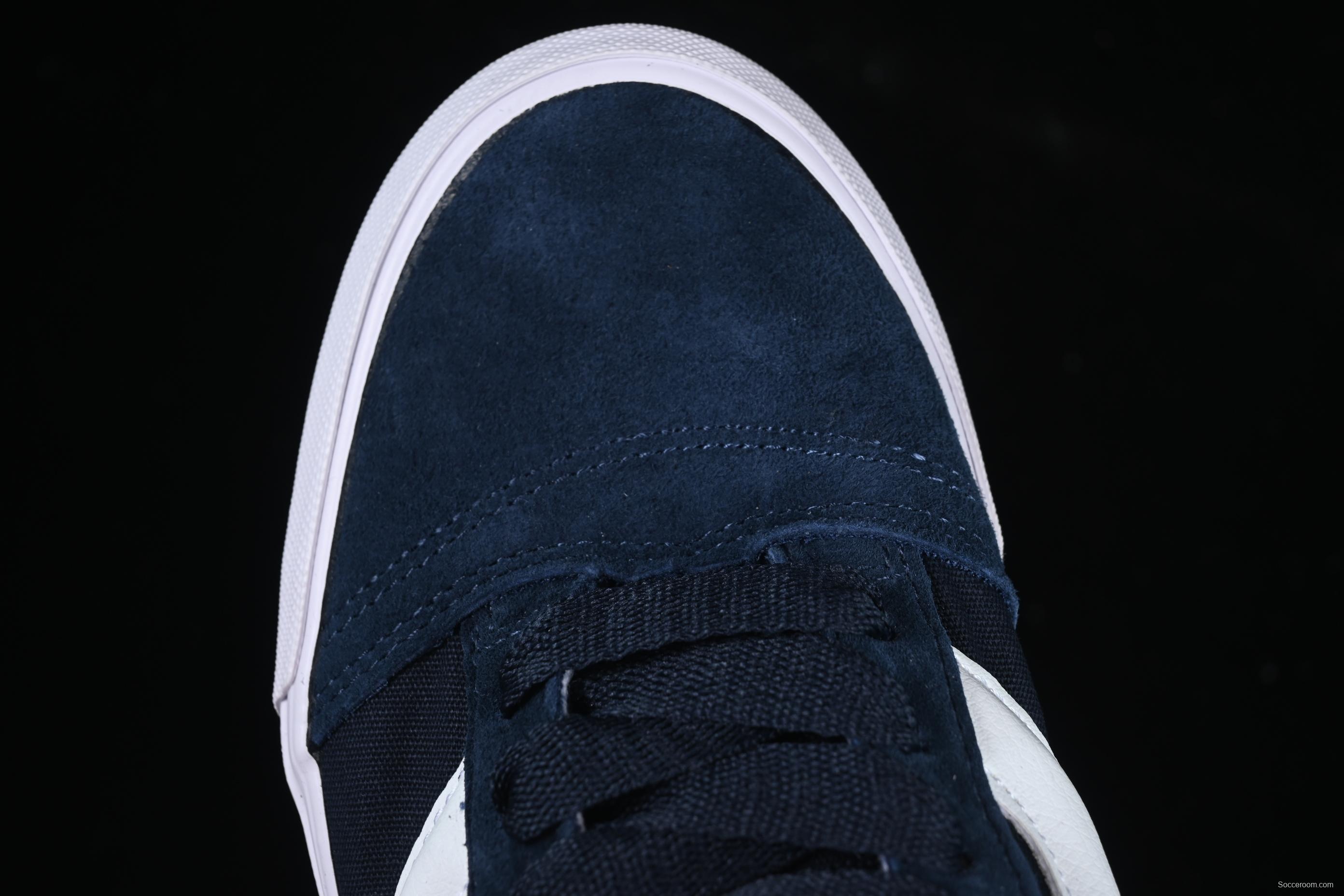 Vans Knu Skool Low-Top Retro Chunky Sneakers - VN000D6CJBL