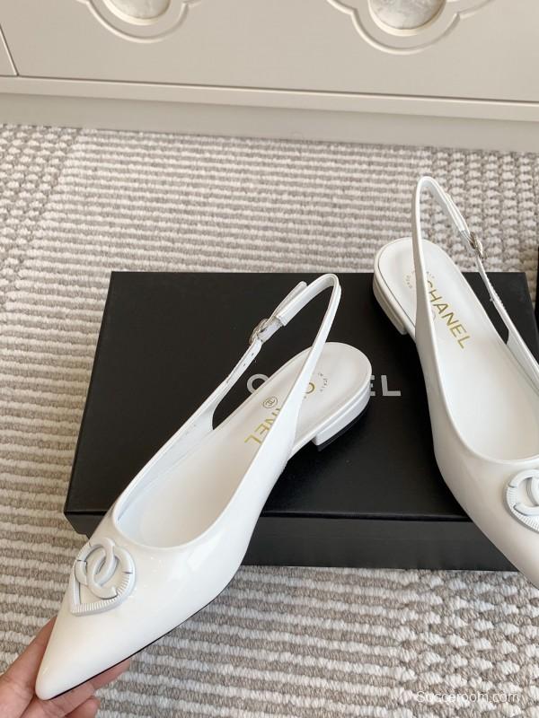 2025 Women Chanel White Leather Slingback Pointed Toe Heart Double C KFY00300
