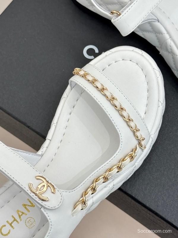 2025 Women Chanel White Leather Sandals Chain Decoration KFY00270