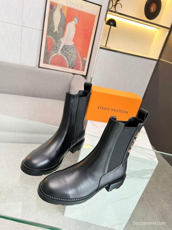 2024 Women Louis Vuitton Black Leather Ankle Boots MJ00310