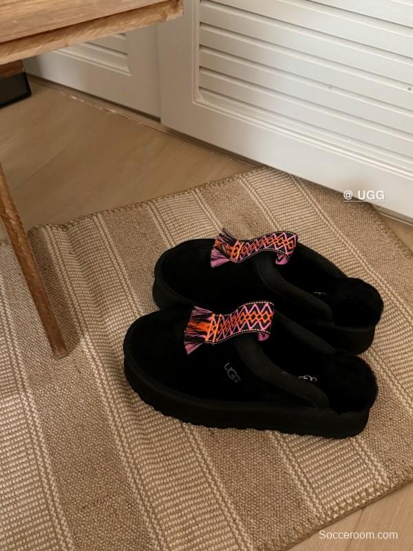 2024 UGG Black Suede Slippers Woven Tassel MJ00230