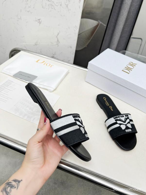 2025 Women Dior Black White Embroidery Slippers LY00170