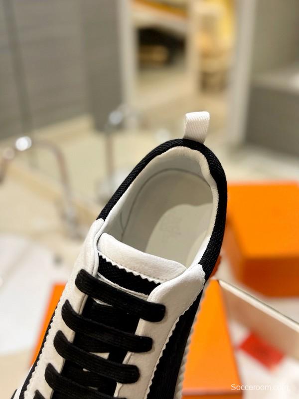 2024 Unisex Hermès Black White Imported Glossy Lambskin Water-repellent Fabric Casual Sneakers MJ00320
