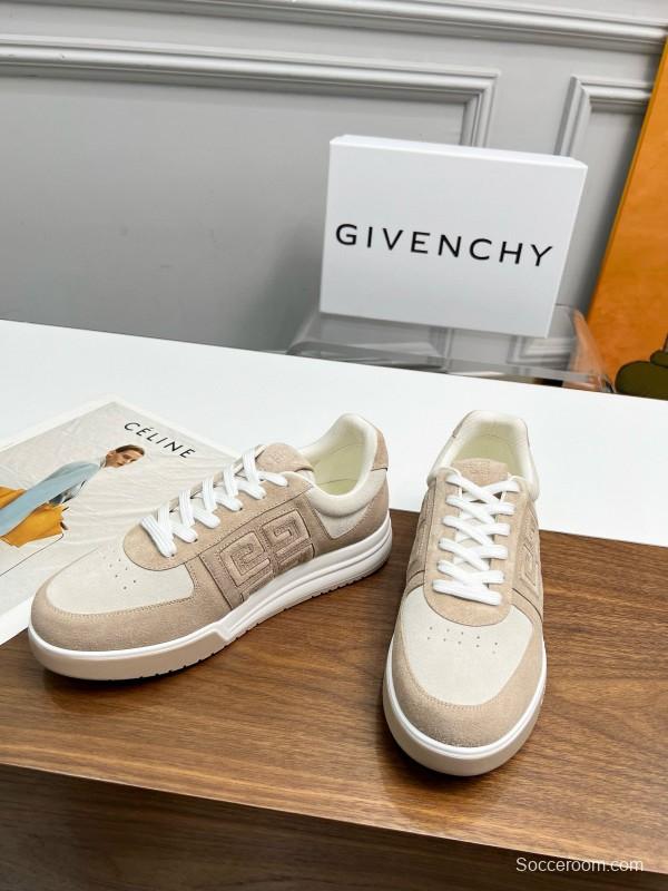 2024 Unisex Givenchy Beige Silk Calfskin Patent Leather Sneakers MJ00380