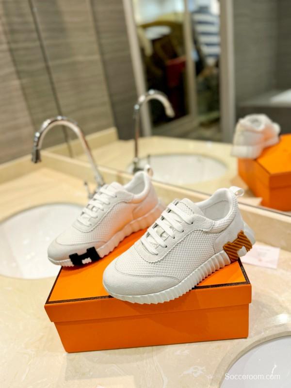 2024 Unisex Hermès White Imported Calfskin Velvet Fabric Casual Sneakers MJ00320