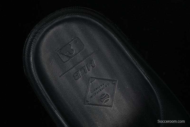 New York Yankees MLB Skipper Slide Summer Casual Sandals - 3ALPS015350BKS