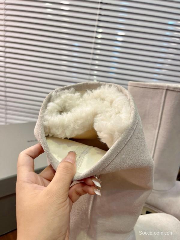 Balenciaga 2025 SS Oversized Platform Snow Boots with High Heel - AS00570