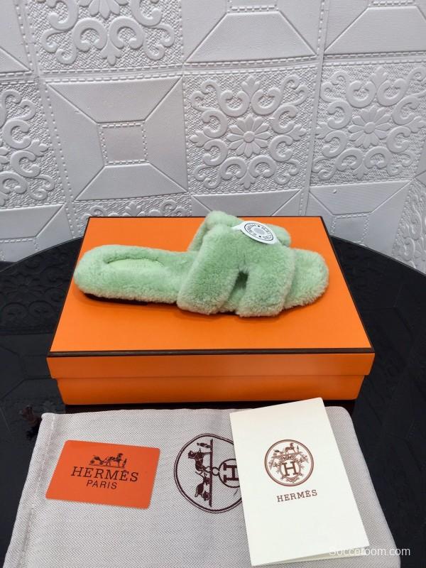 H Eiderdown Teddy Wool H-Logo Slippers Flat Sole Winter Home Shoes - LY00240